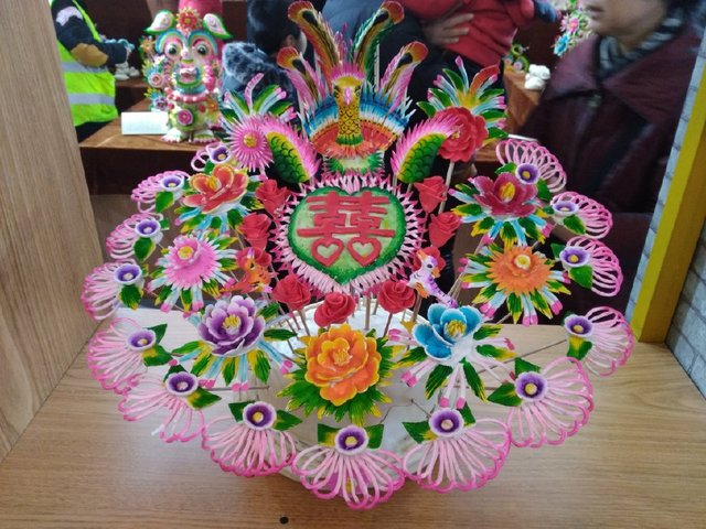 面对陕西花馍这朵民间艺术奇葩,叫人不忍心吃它