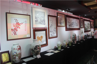 2017第四届石家庄景德镇陶瓷艺术精品鉴赏会启幕