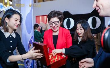 天猫联合俄国国家博物馆举办敦煌主题艺术展 “中国礼物”成战斗民族新宠